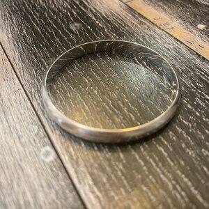 Silver (925) Hinged Bangle